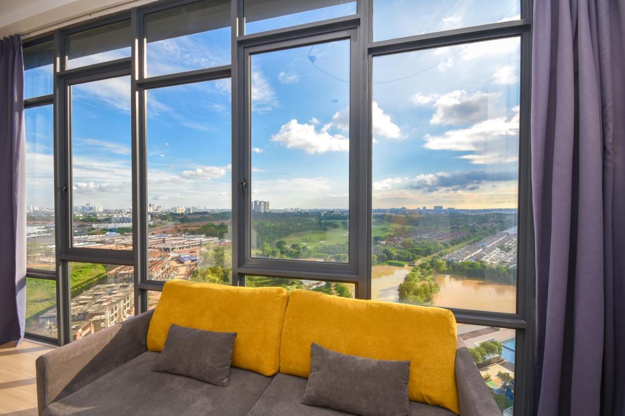 Cube 8Teens By Nest Home Johor Bahru Exterior foto