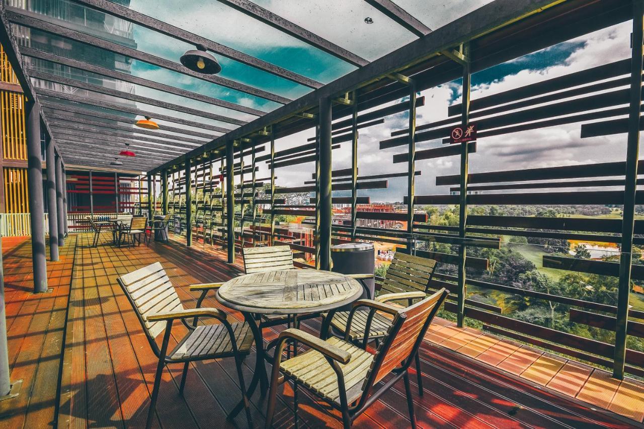 Cube 8Teens By Nest Home Johor Bahru Exterior foto